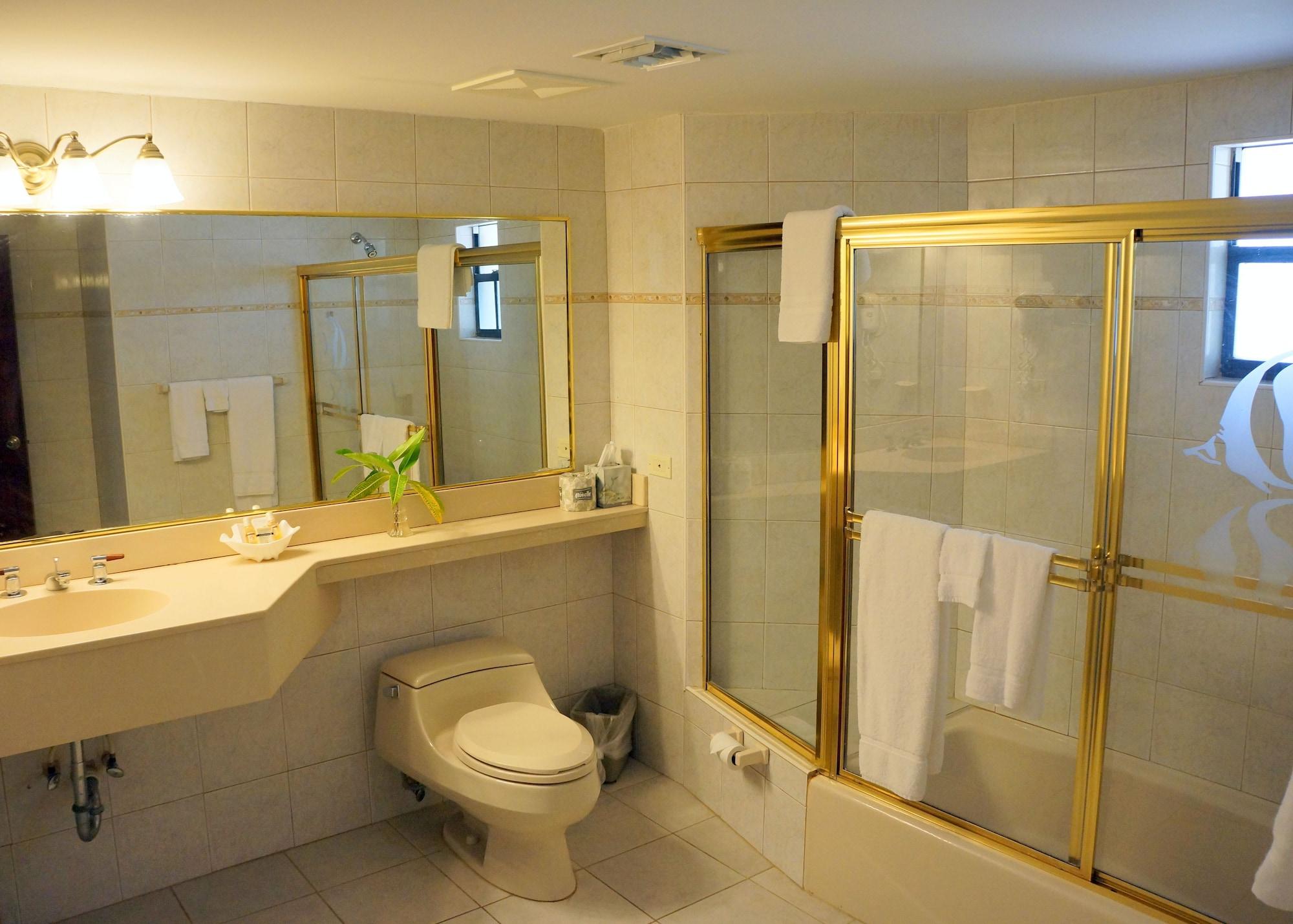 Paradise Cove Resort Long Bay Village Buitenkant foto